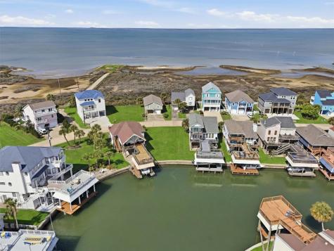 00 Bay Vista Galveston TX 77554