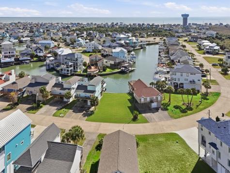 00 Bay Vista Galveston TX 77554