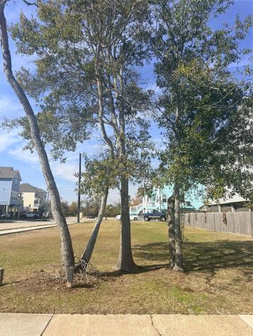 1329 N Meyer Avenue Seabrook TX 77586