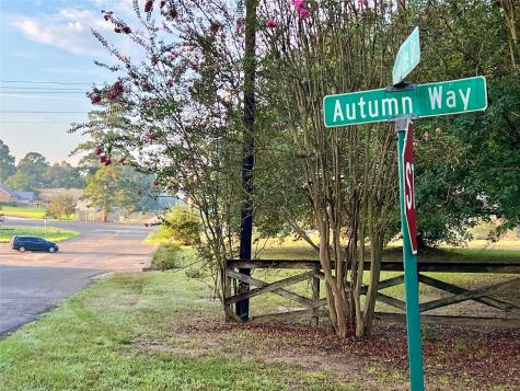 1 Autumn Way Huntsville TX 77320