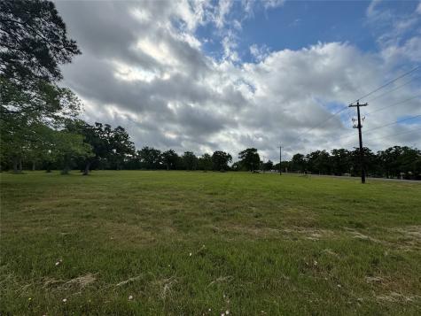 Tbd Fm 1696 E Huntsville TX 77340