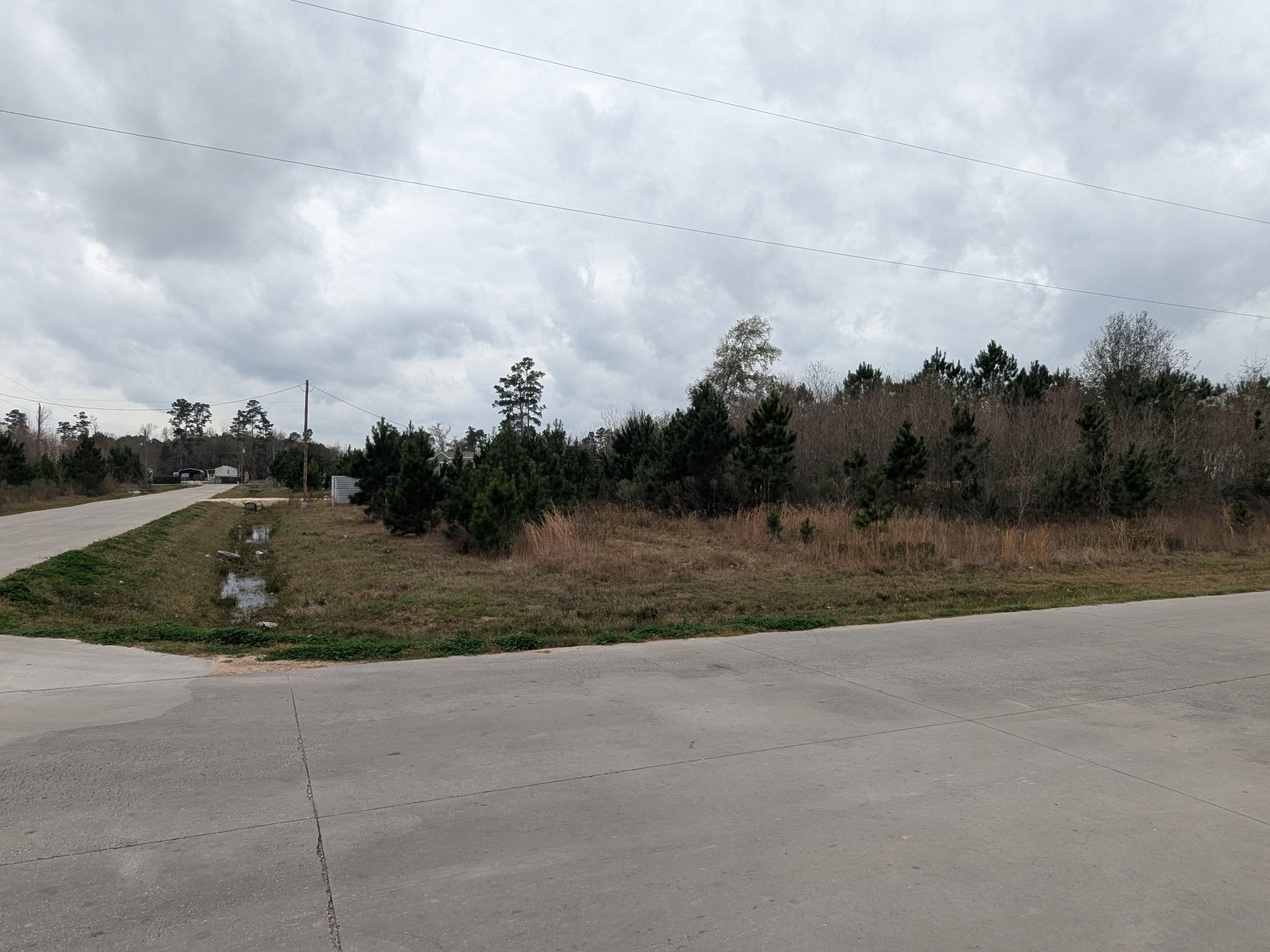 107 County Road 5022 Cleveland TX 77327