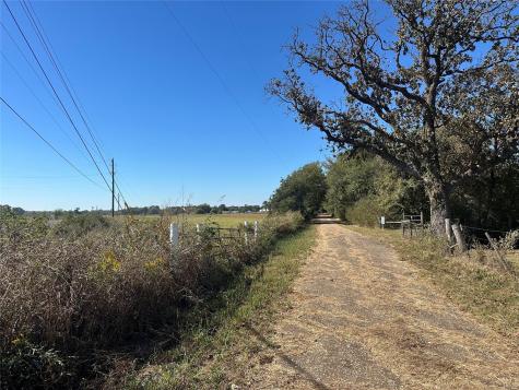 9AC US-79 Oakwood TX 75855