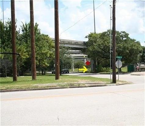 2013 Street Emanuel Street Houston TX 77003