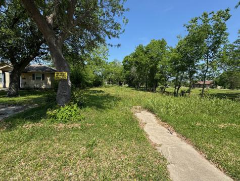 429 18th Street Port Arthur TX 77640
