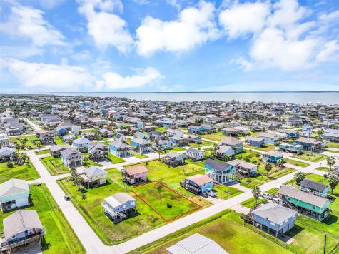 4110 Hardin Drive Galveston TX 77554