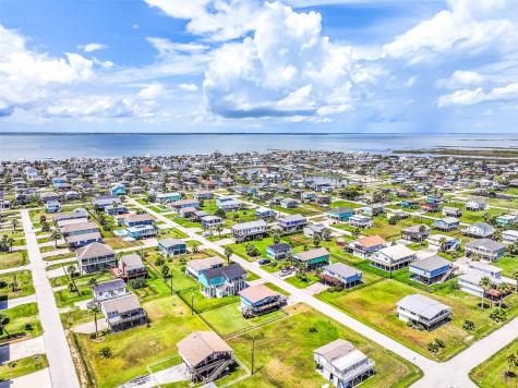 4110 Hardin Drive Galveston TX 77554
