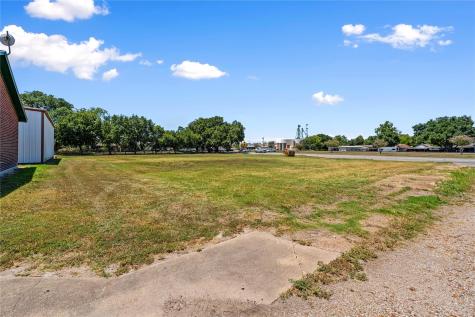 0 Highway 90a East Bernard TX 77435