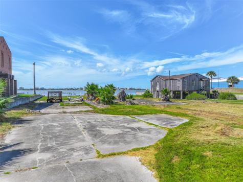 9705 Teichman Road Galveston TX 77554