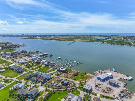9705 Teichman Road Galveston TX 77554