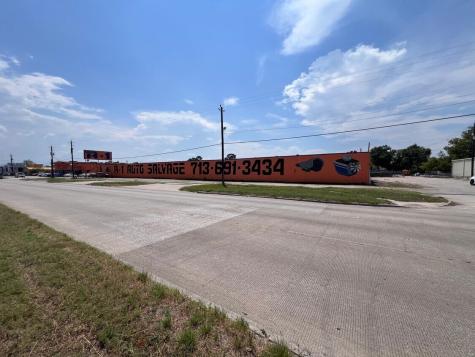 6315 N Shepherd Drive N Houston TX 77091