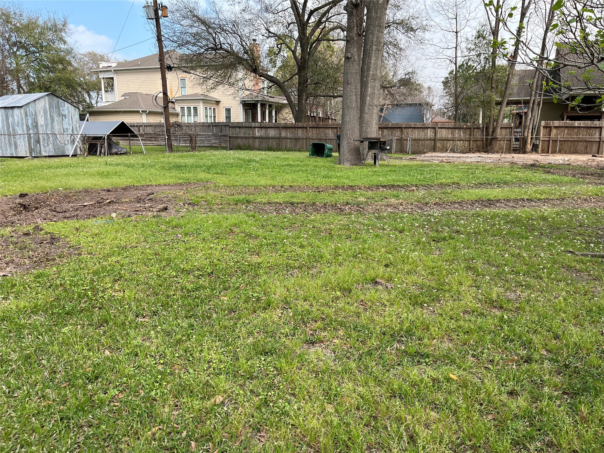 2013 W 14th Street Houston TX 77008