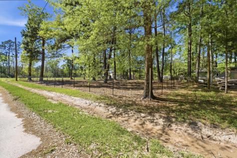 000 Pine Bend Court Cleveland TX 77327
