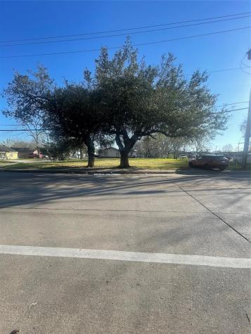 6710 New York Street Houston TX 77021