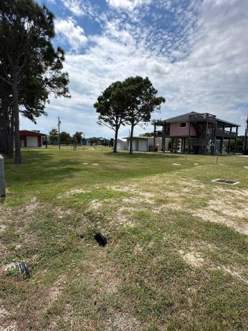207 W Taylor Avenue Port O Connor TX 77982