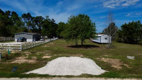 1202 County Road 5035 Cleveland TX 77327