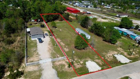 1202 County Road 5035 Cleveland TX 77327