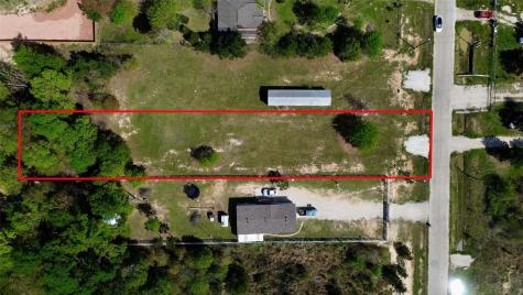 1202 County Road 5035 Cleveland TX 77327