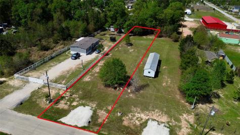 1202 County Road 5035 Cleveland TX 77327
