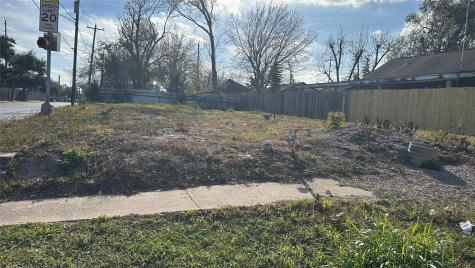 911 & 913 75th Street Houston TX 77011