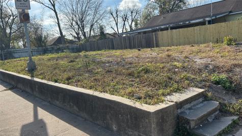 911 & 913 75th Street Houston TX 77011