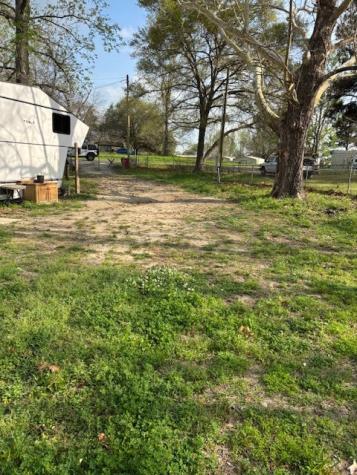 191 Fisherman's Trail Huntsville TX 77320