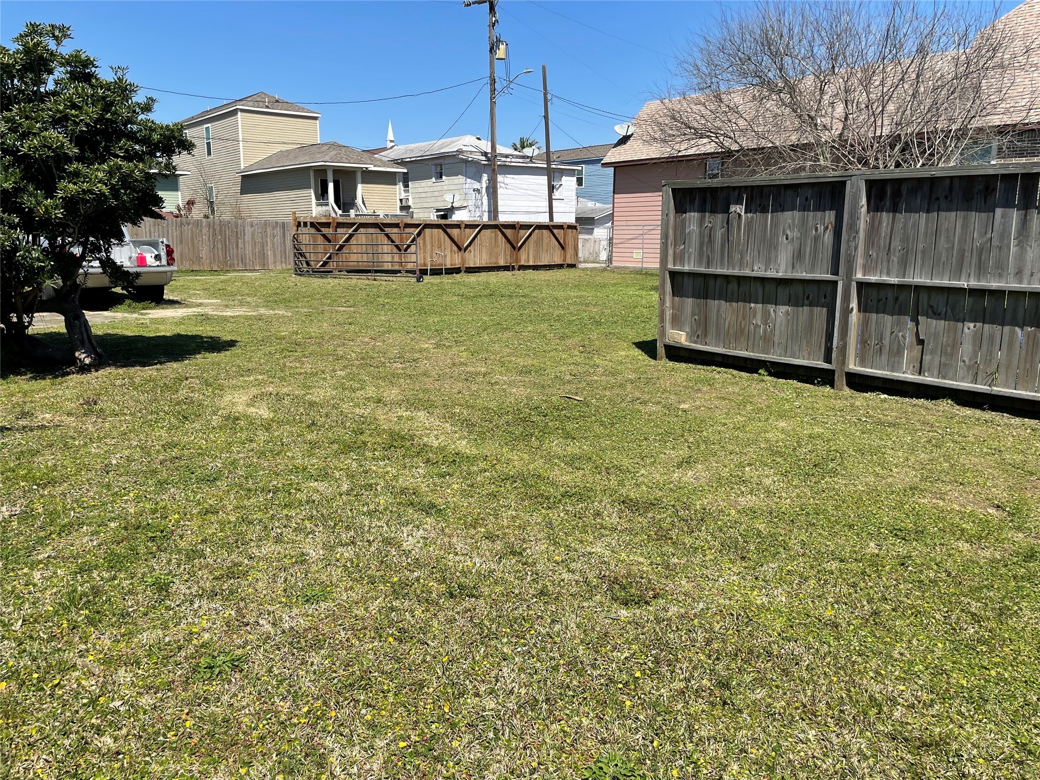 5216 Avenue L Galveston TX 77551