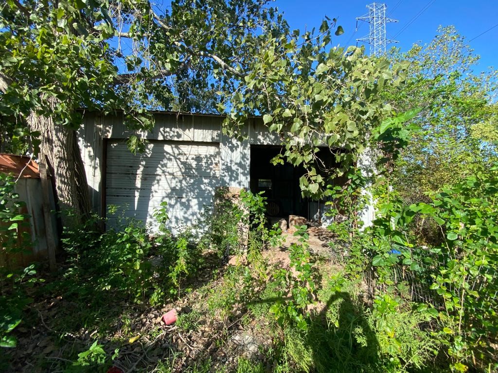 9024 Elm Street Hitchcock TX 77563