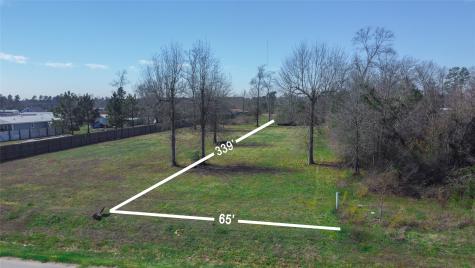 71 County Road 5004 Cleveland TX 77327