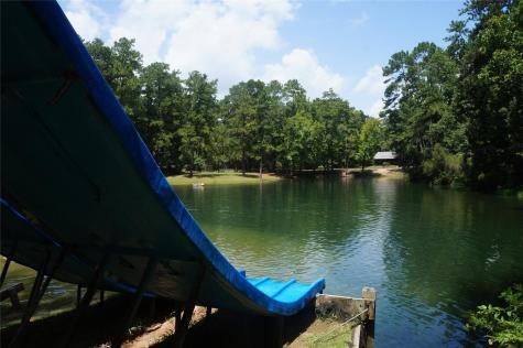 37 Robin Hood Cleveland TX 77327