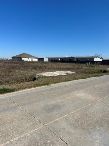 1277 Road 5720 Cleveland TX 77327