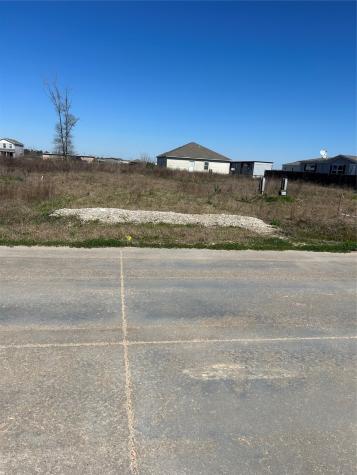 1277 Road 5720 Cleveland TX 77327