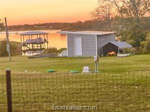 274 Lcr 911 Jewett TX 75846
