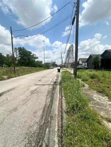 3706 Mcilhenny Street Houston TX 77004