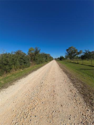 00 2nd Lot 40,42, 44, Point Of 46 Hitchcock TX 77563