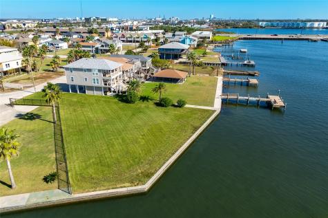 6319 Avenue L Galveston TX 77551