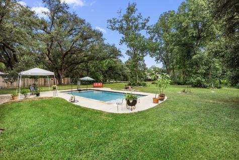 2300 W Tidwell Road Houston TX 77091