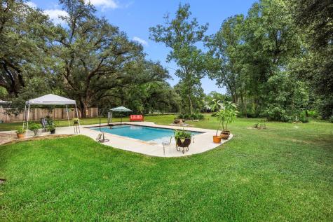 2300 W Tidwell Road Houston TX 77091