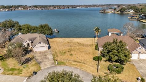 Lot 33 Shoreline Drive Willis TX 77318