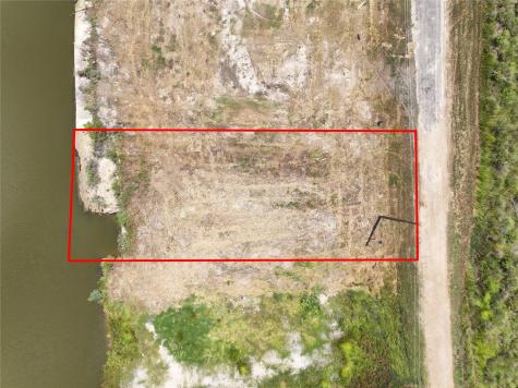 1120 Pennington Street Gilchrist TX 77617