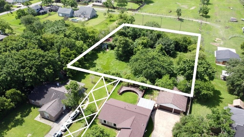 11208 N P Street La Porte TX 77571