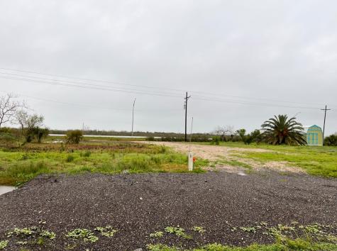 1112 Highway 87 Port Bolivar TX 77650