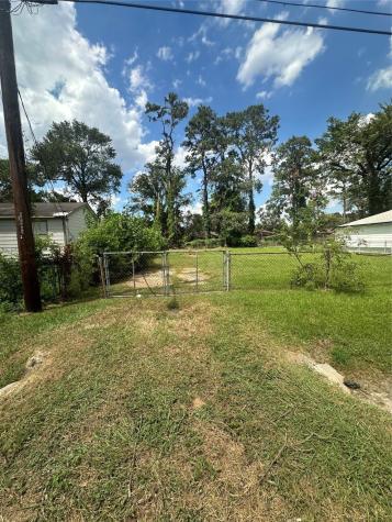 8213 Flintridge Drive Houston TX 77028