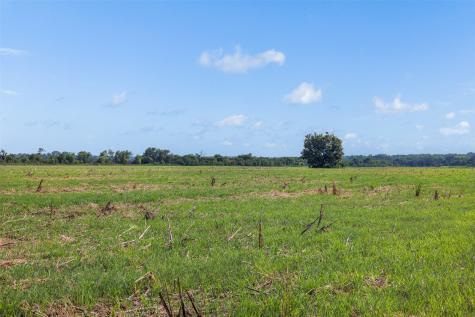212 Ac Black Bridge Road Calvert TX 77837