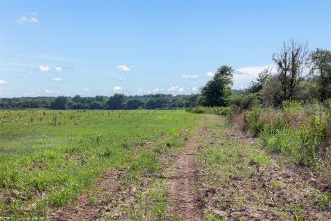 212 Ac Black Bridge Road Calvert TX 77837