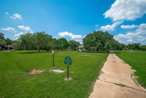 5319 Waterbeck Street Weston Lakes TX 77441