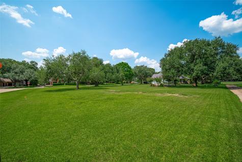 5319 Waterbeck Street Weston Lakes TX 77441