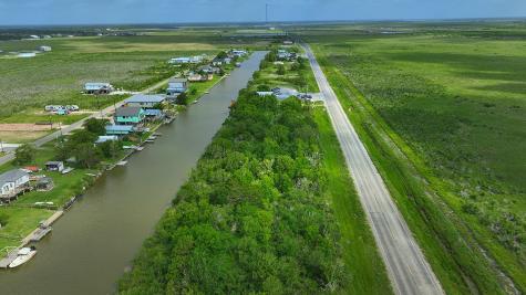 8201-8210 Fm 457 Sargent TX 77414