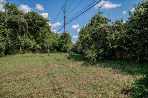3208 W State Highway 21 Bryan TX 77803