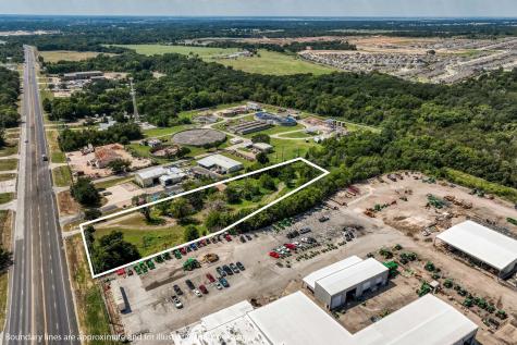 3208 W State Highway 21 Bryan TX 77803